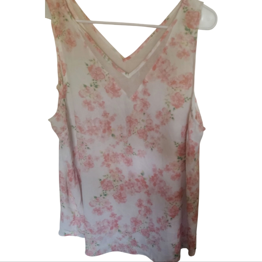 Maurices Womens Dressy Floral Tank Top Sz XL Pink V Neck Tank